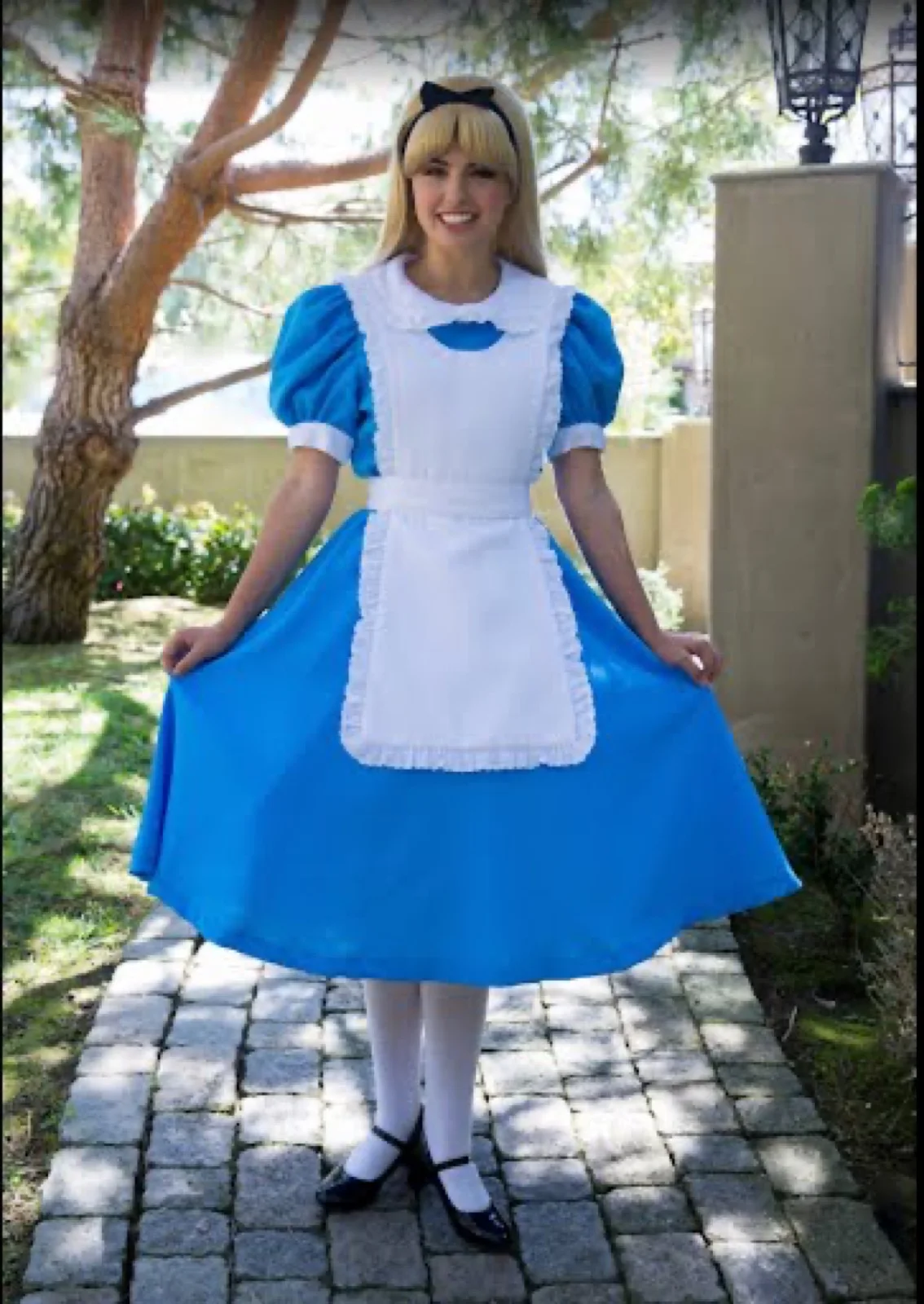 Wonderland Girl party character in Raleigh-Durham