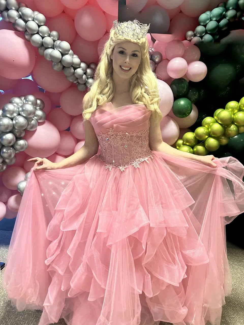 Bubble Witch party character photo 2